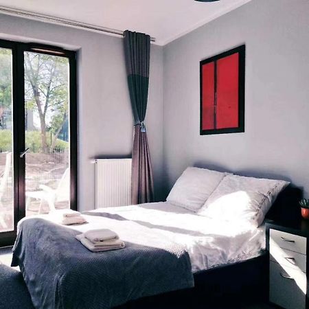 Airport Comfy Guest Home Warszawa Eksteriør bilde