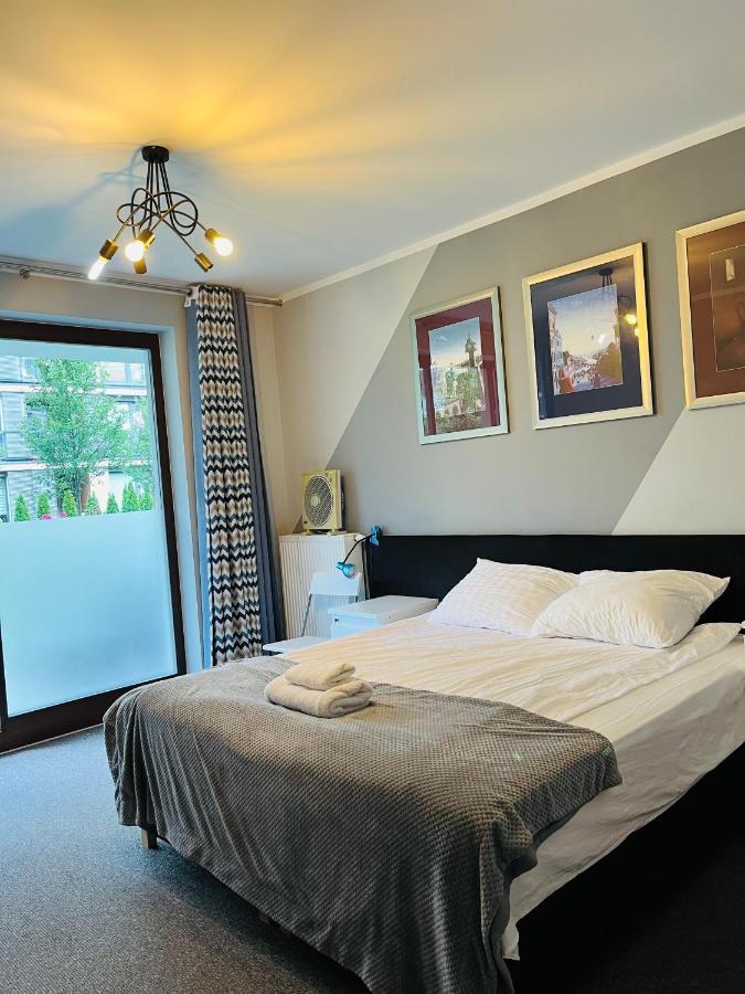 Airport Comfy Guest Home Warszawa Eksteriør bilde