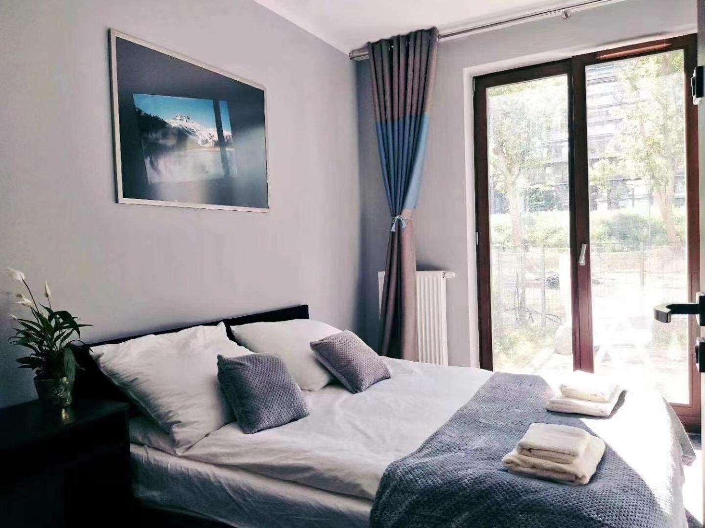 Airport Comfy Guest Home Warszawa Eksteriør bilde